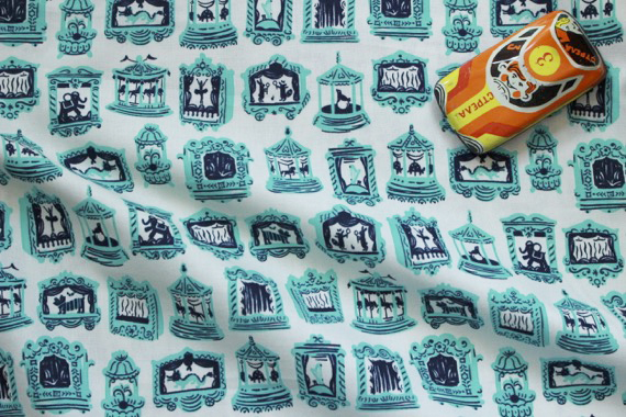 Jip小さなメリーゴーランド ブルー